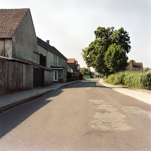 http://www.mandybuchholz.de/files/gimgs/6_19ernstthaelmannstrasse.jpg